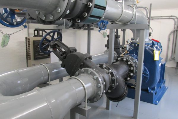 Pludselig nedstigning hjælpeløshed jeg er træt Engineered Process Solutions Team Designs/Builds Pump Package System